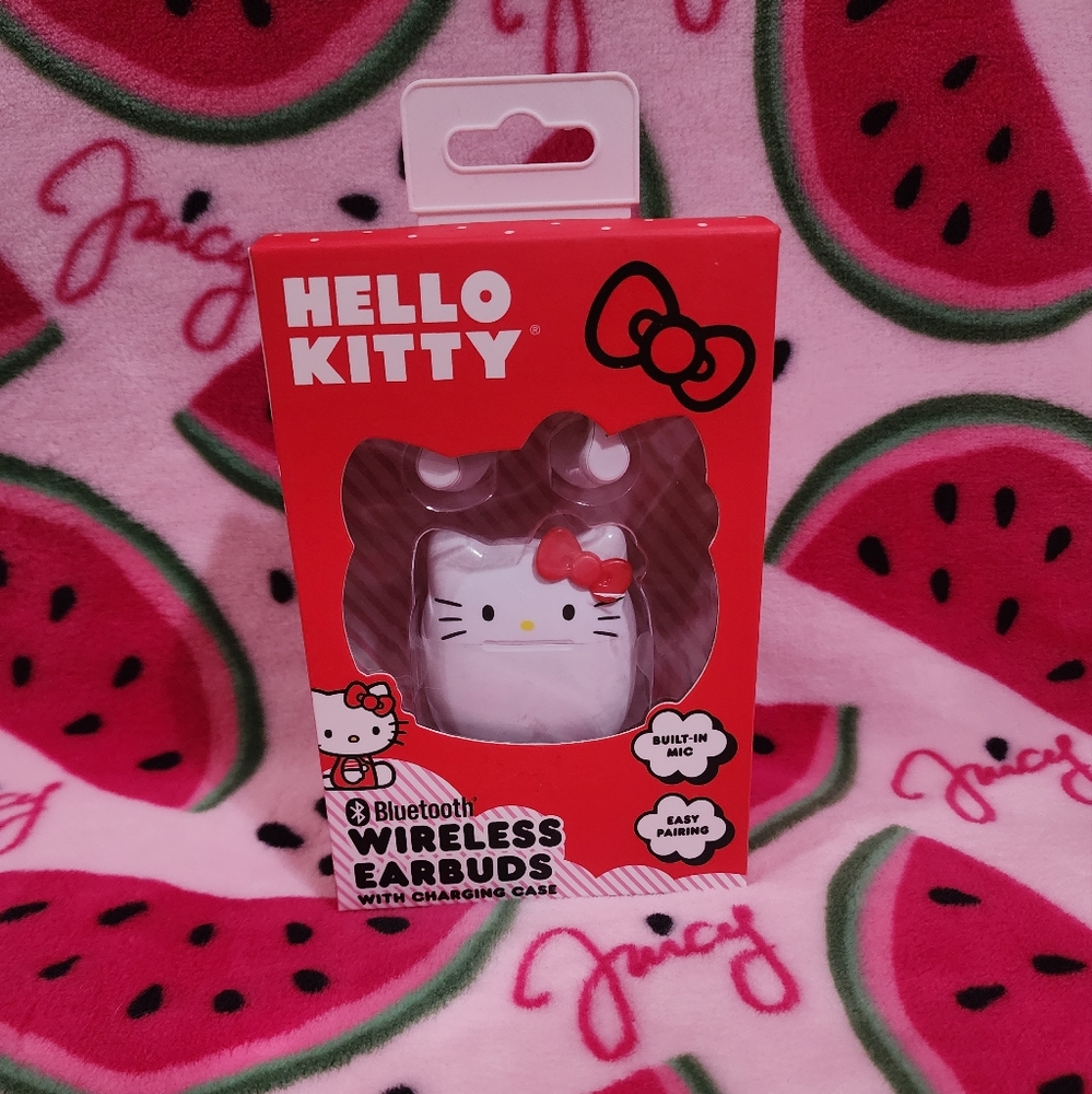 Hello Kitty bluetooth earbuds